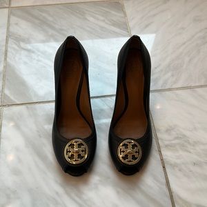 Tory burch black peep toe wedge like new size 8